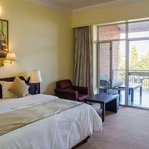 Deluxe Double Room Mountain View